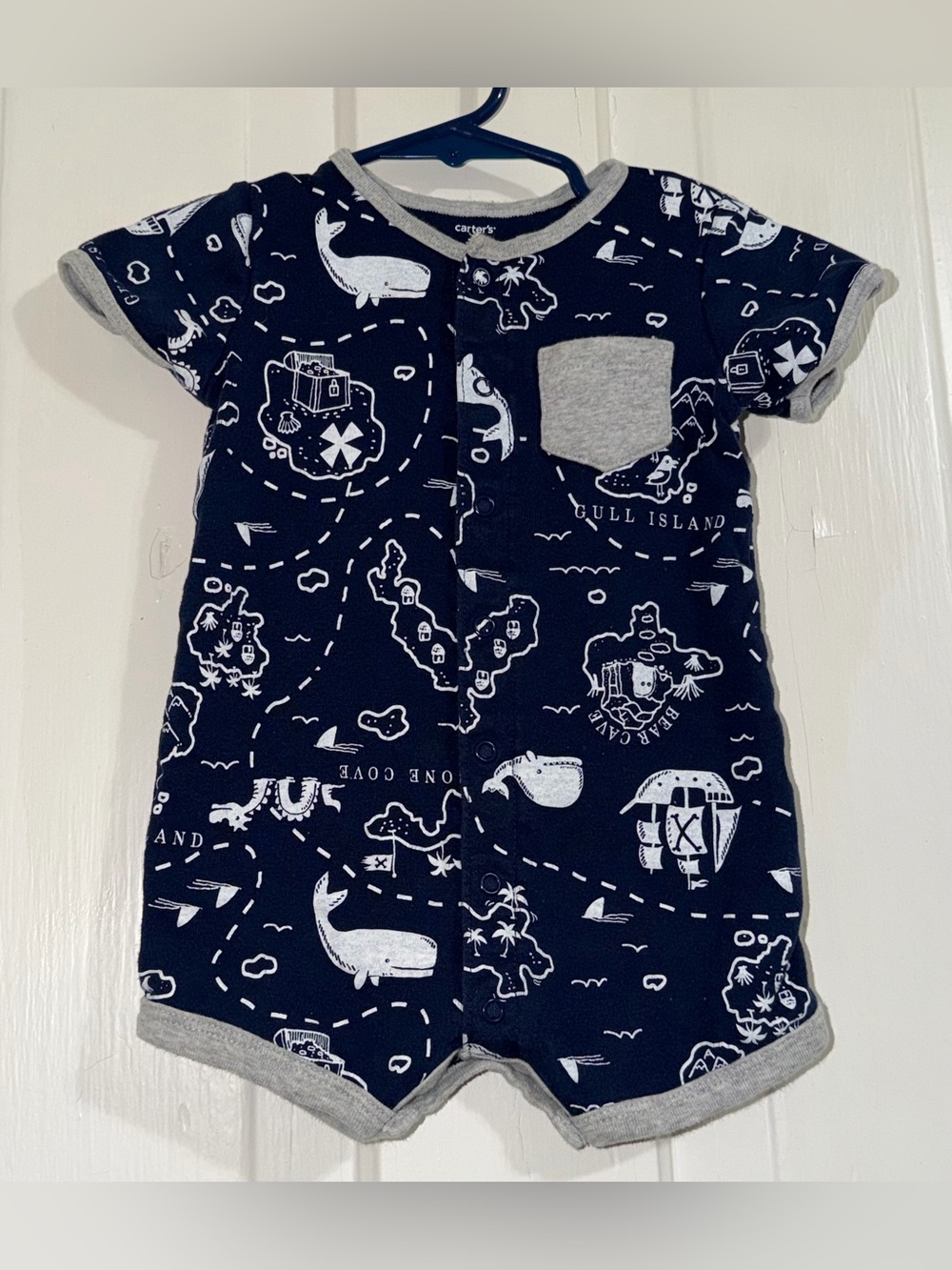 Carter's boys size 12 months one piece shirt Whale & Island Pirate print outfit